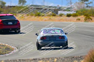 media/Oct-18-2025-Extreme Speed (Sat) [[d6d7e1fef1]]/Group 3 Purple/Session 3 (Turn 1)/